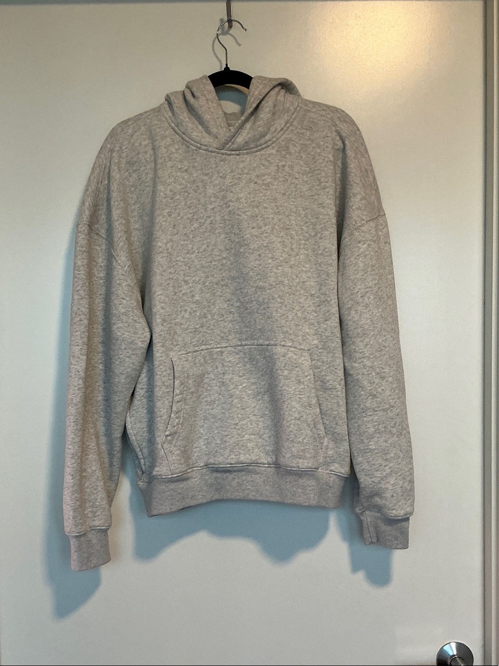 Hollister Men’s Heather Gray Hoodie